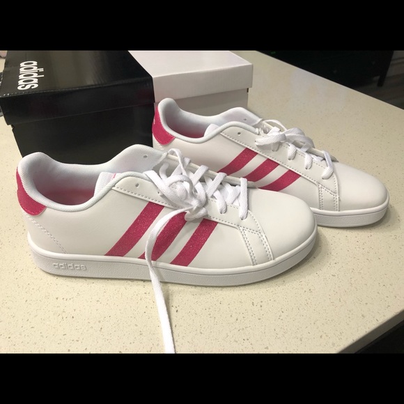 adidas grand court sneaker pink